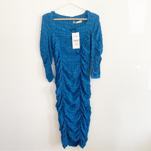 NWT Zara Textured Blue Midi
Anne Dress Stretch Fitted Long
Sleeve size S - Picture 11 of 16